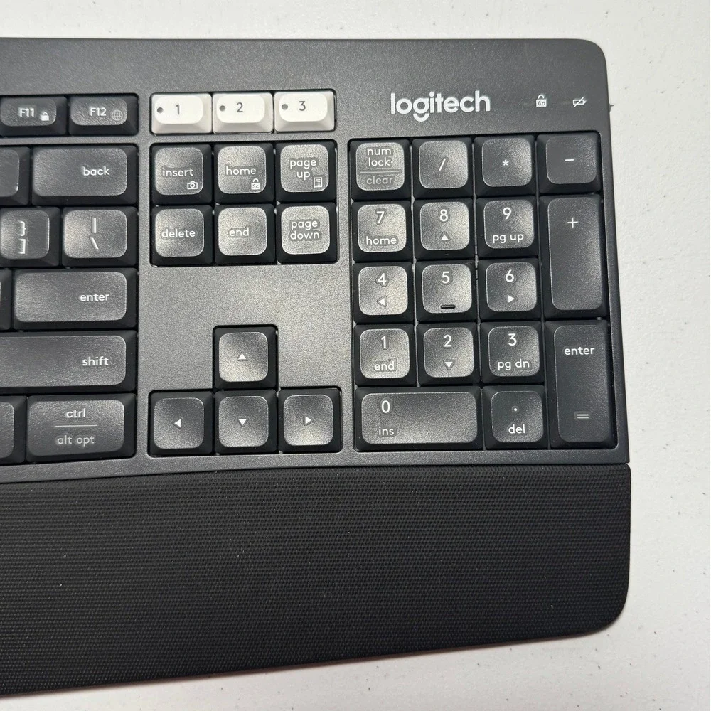 Logitech K850 Multi-Device Wireless Bluetooth Keyboard Black Tested Working